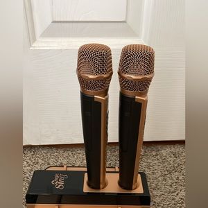 Had it for a year no longer using it batteries not included